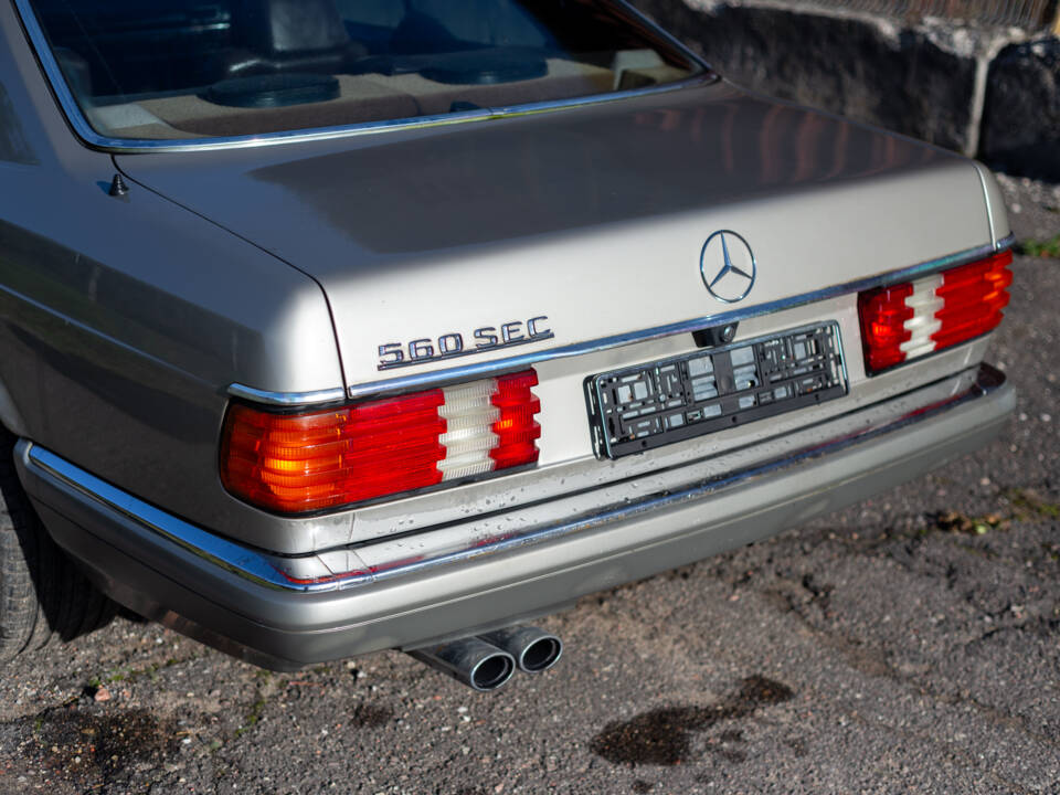 Image 10/95 of Mercedes-Benz 560 SEC (1985)