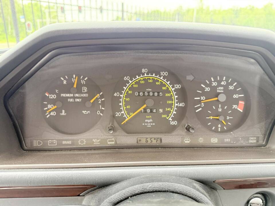 Imagen 22/41 de Mercedes-Benz E 320 (1995)
