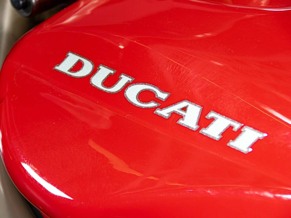 Immagine 49/50 di Ducati DUMMY (2000)