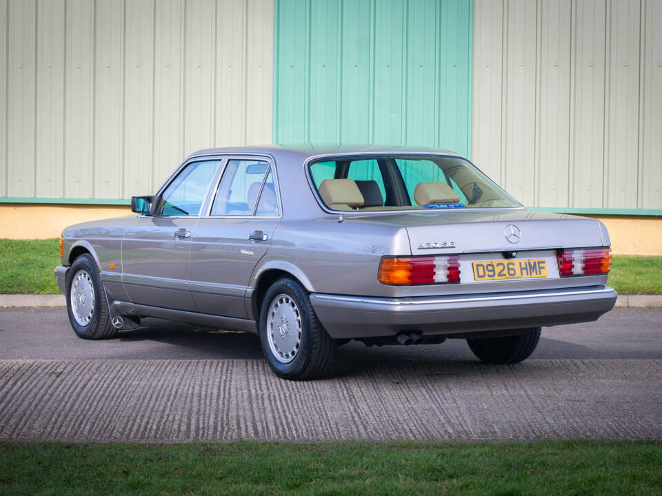 Image 6/27 de Mercedes-Benz 420 SE (1986)