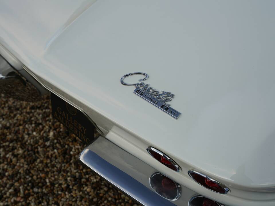 Immagine 38/50 di Chevrolet Corvette Sting Ray (1963)