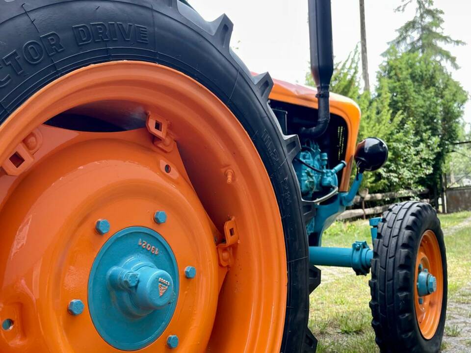 Image 22/52 of Lamborghini 2R (1965)