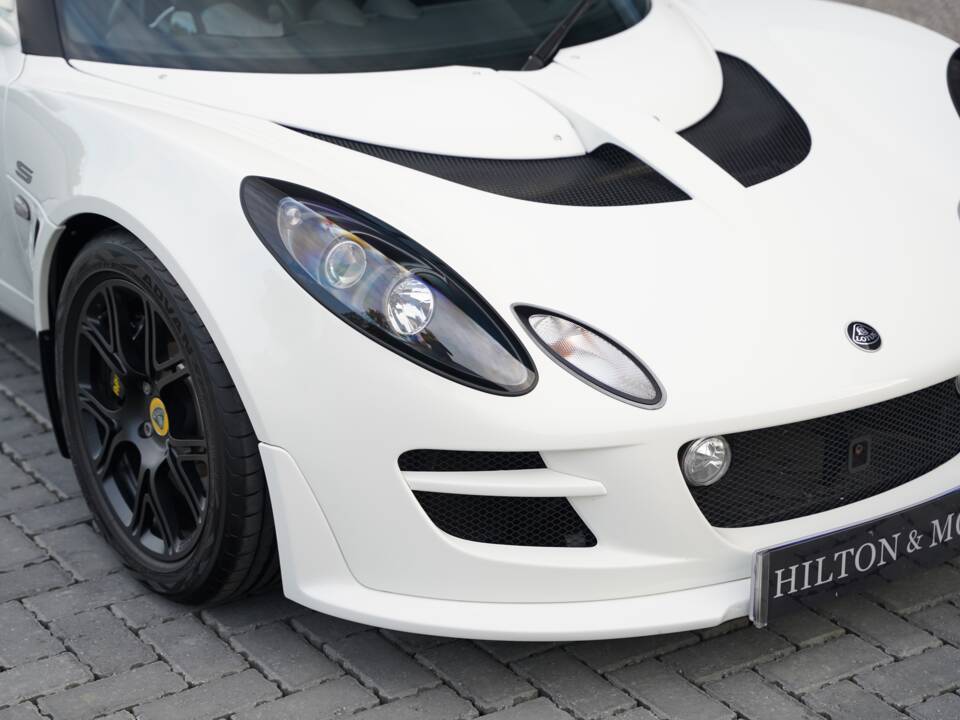 Image 25/50 of Lotus Exige S 240 (2010)