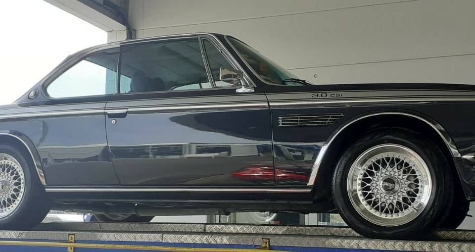 Image 5/53 of BMW 3.0 CSi (1972)