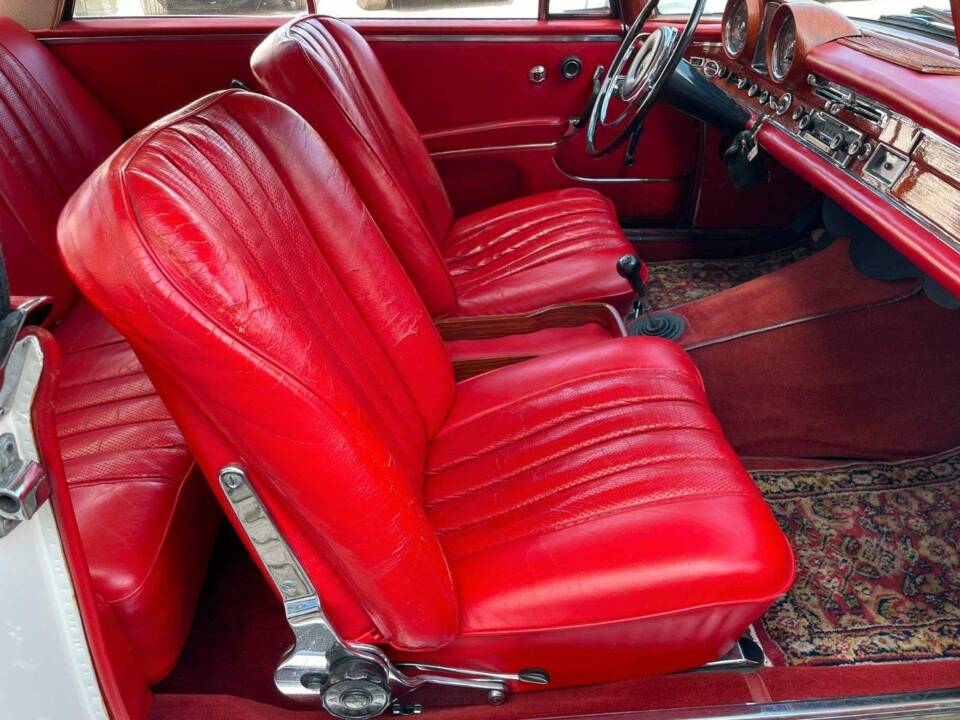 Imagen 16/20 de Mercedes-Benz 220 SE b (1965)