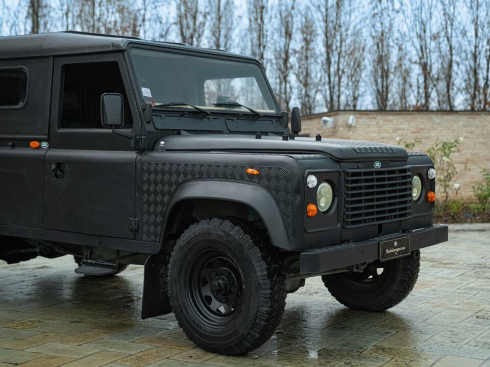 Image 16/50 of Land Rover 90 (1985)