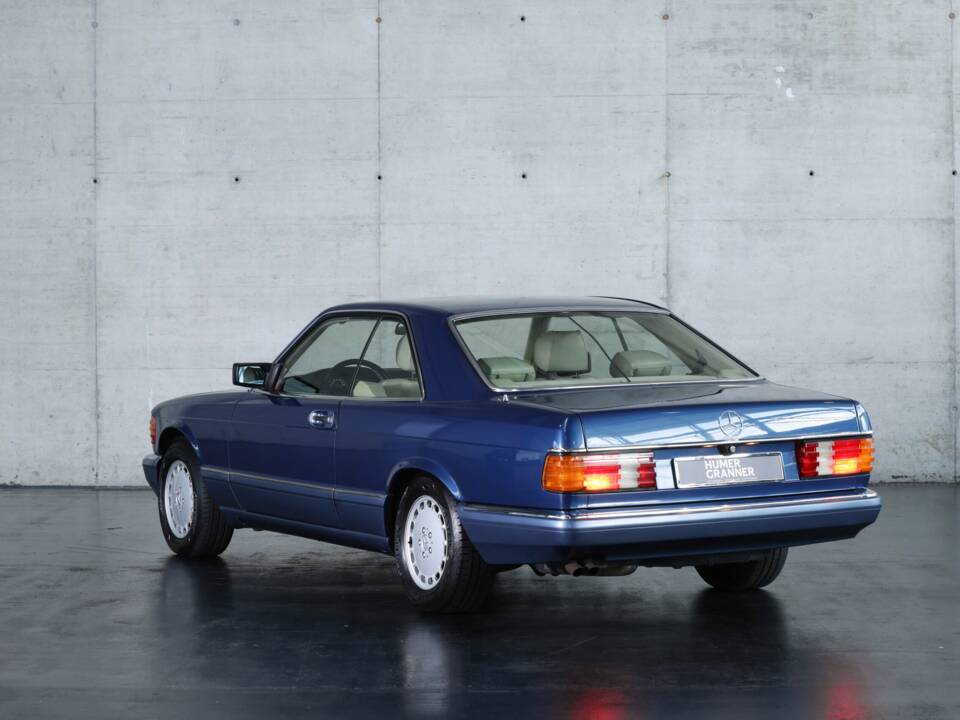 Image 2/39 of Mercedes-Benz 560 SEC (1990)