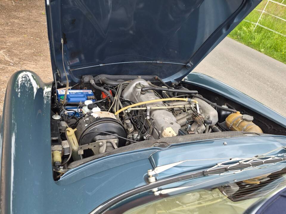 Bild 10/16 von Mercedes-Benz 280 SL (1970)