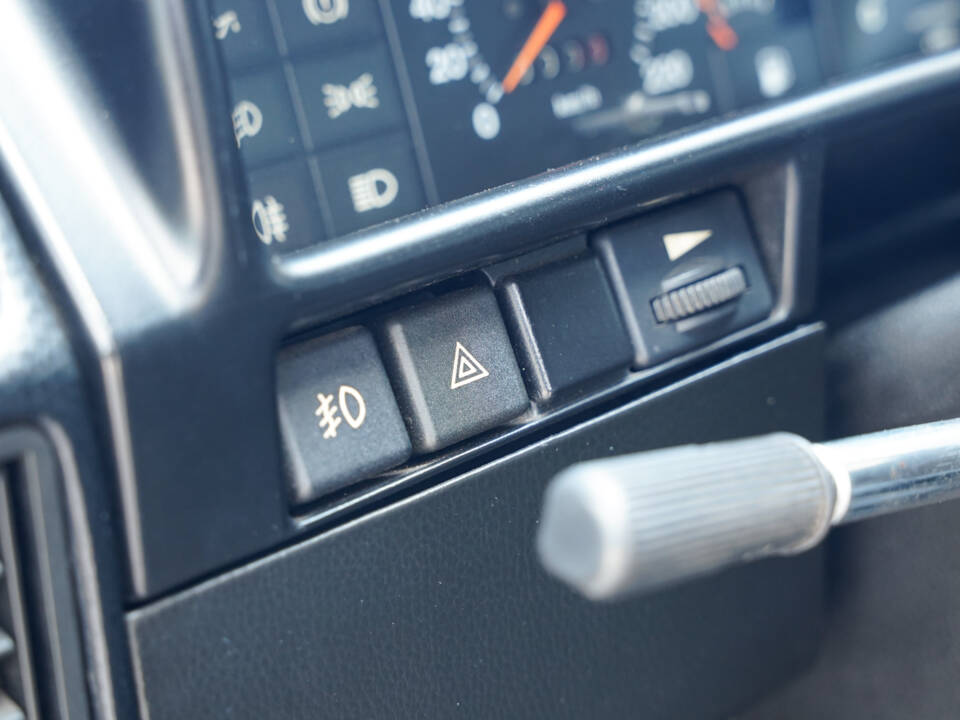 Image 25/49 of FIAT Ritmo 130 TC Abarth (1984)