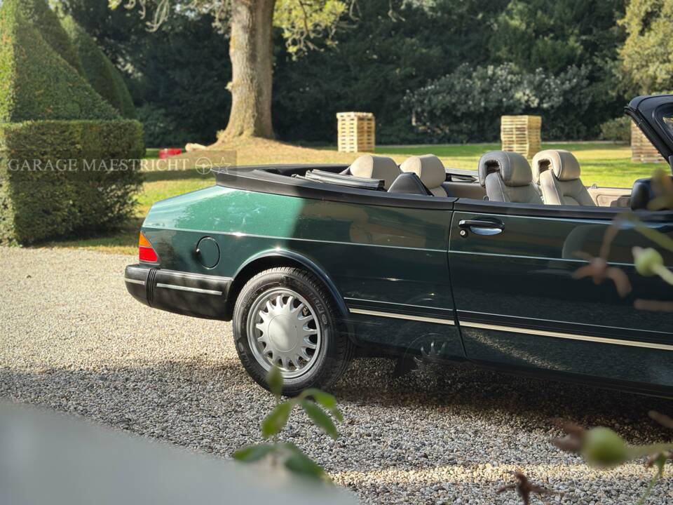 Image 79/100 of Saab 900 S (1993)