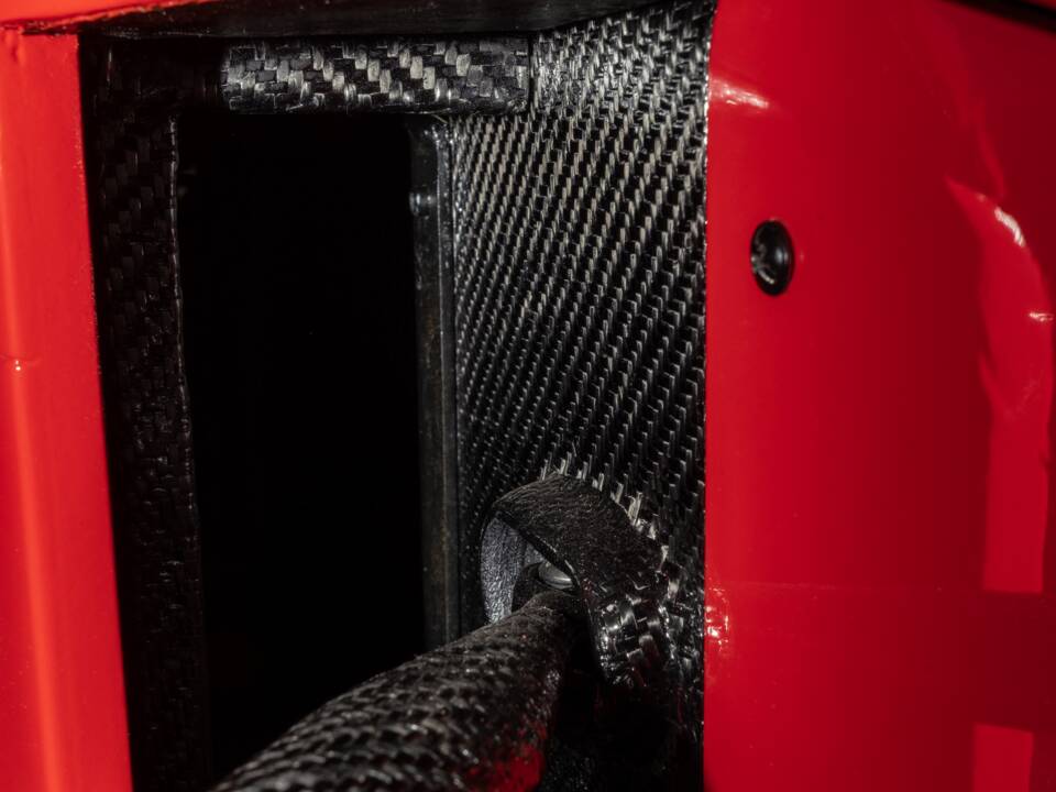 Image 61/85 of Ferrari 641 (1990)