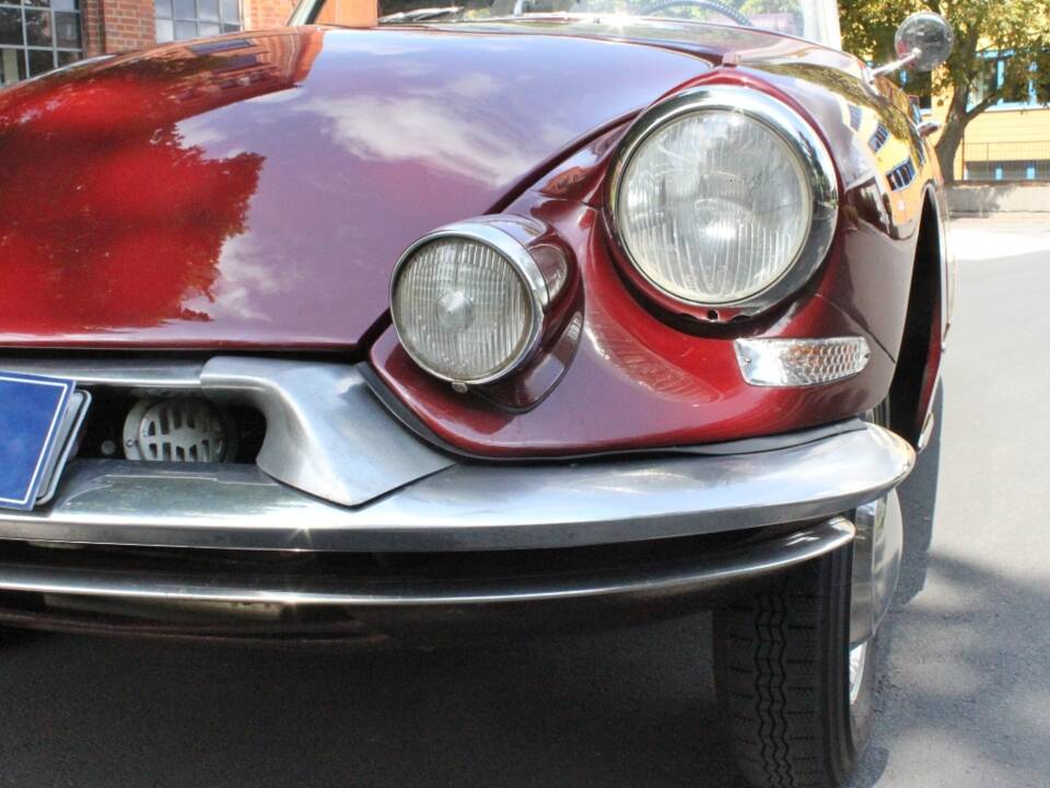 Image 16/21 de Citroën DS 19 Chapron (1961)