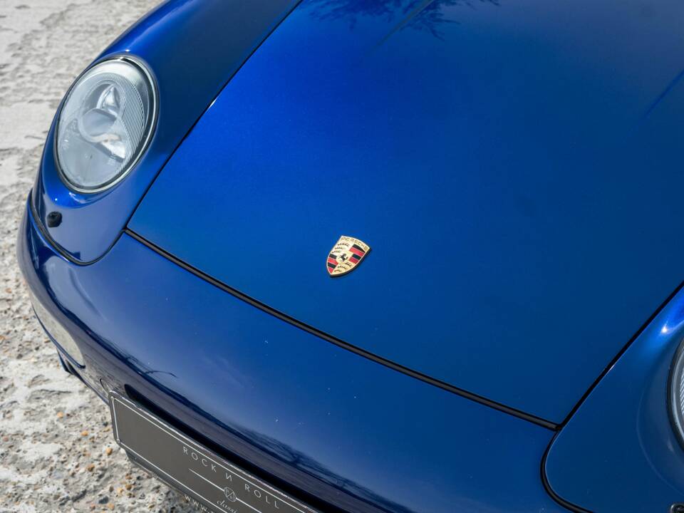 Afbeelding 19/44 van Porsche 911 Carrera (1994)
