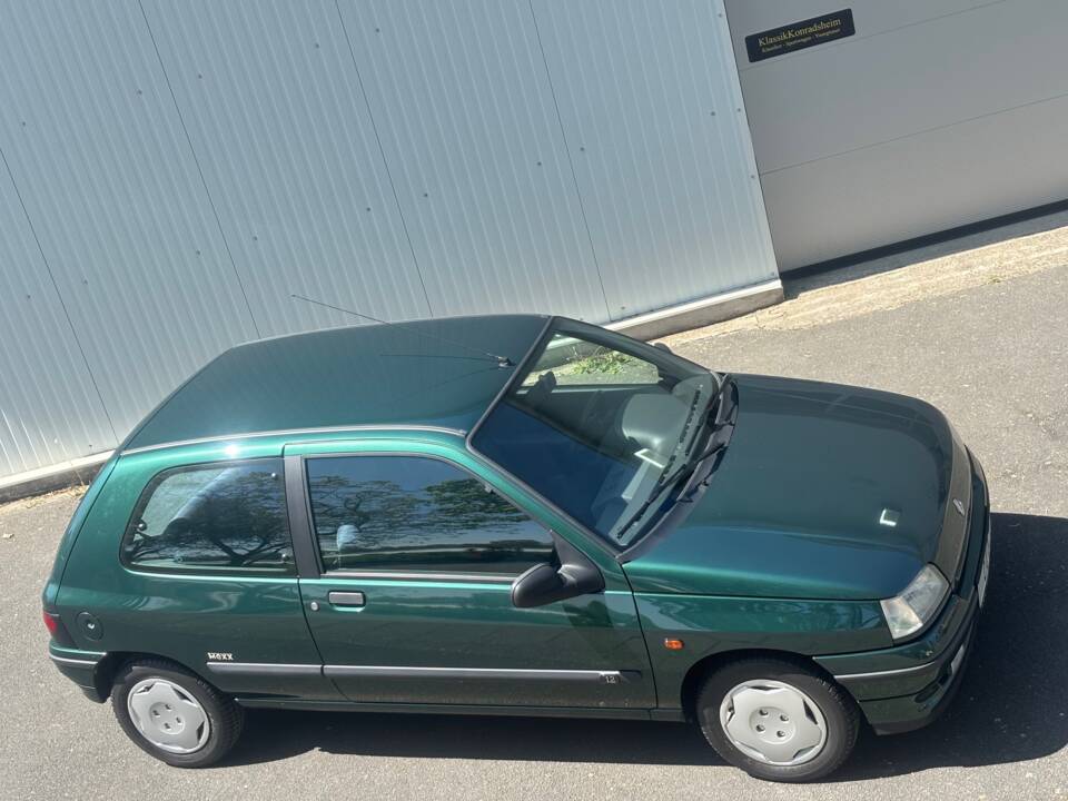 Bild 5/24 von Renault Clio I 1.2 (1995)