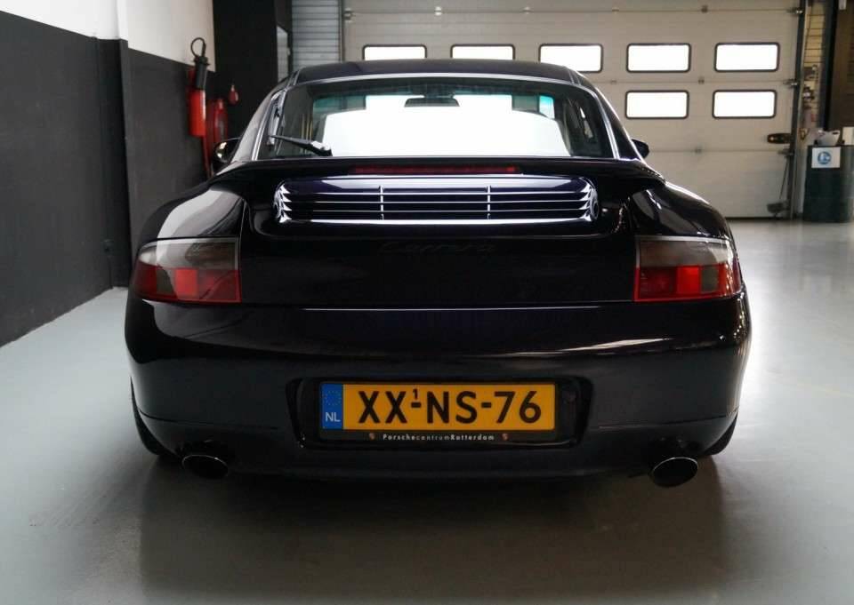 Bild 31/50 von Porsche 911 Carrera (1999)