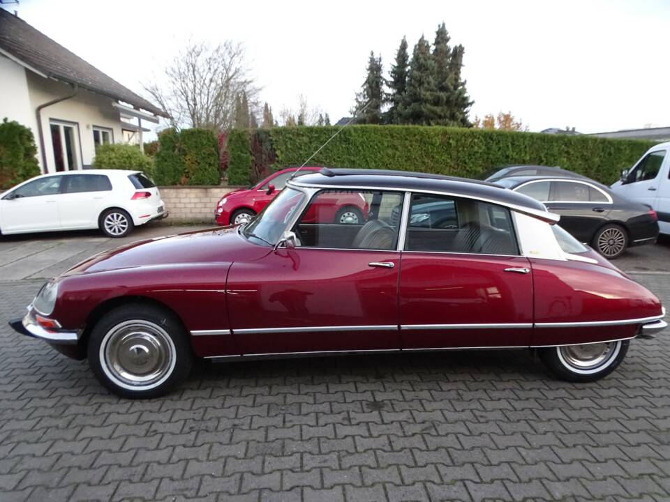 Bild 13/32 von Citroën DS 20 Pallas (1972)