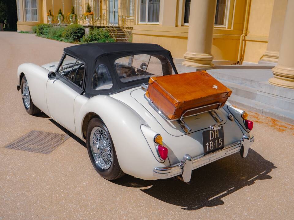 Afbeelding 4/49 van MG MGA 1600 (1958)
