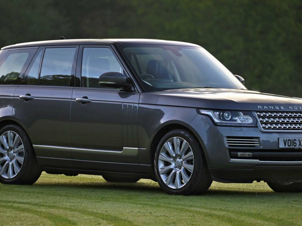 Image 8/50 de Land Rover Range Rover Autobiography SDV8 (2016)