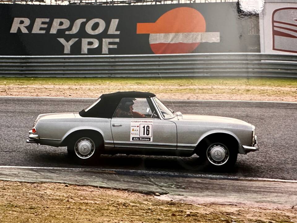 Image 3/6 of Mercedes-Benz 280 SL (1971)