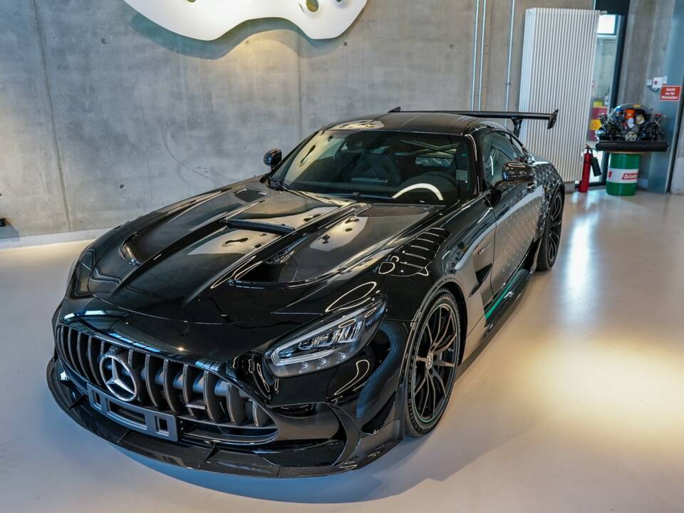 Image 1/25 of Mercedes-AMG GT Black Series "P One Edition" (2021)