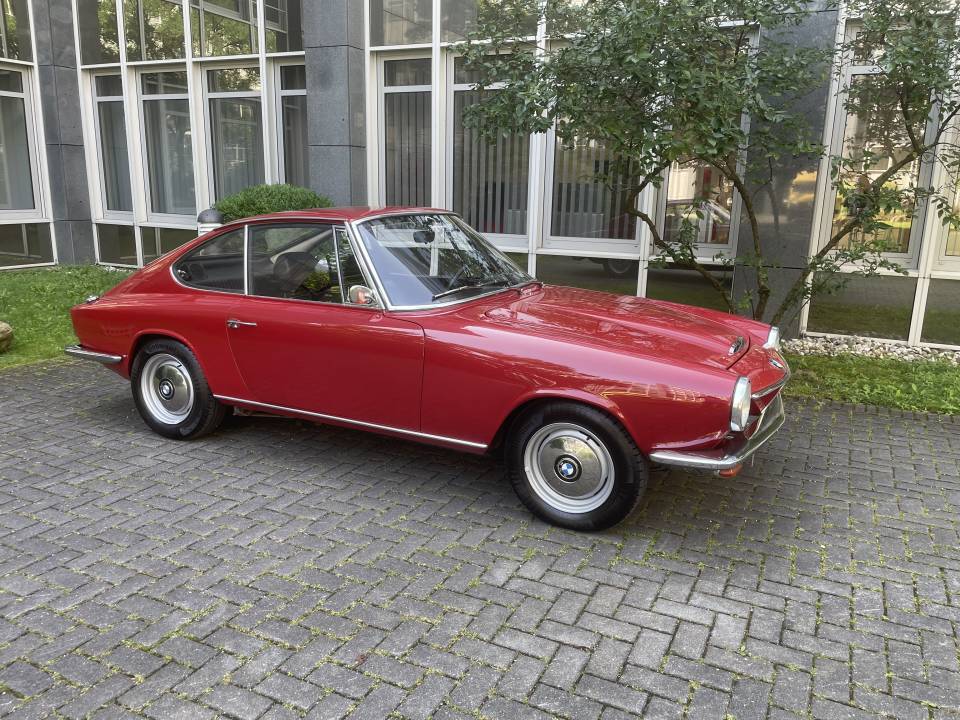 Bild 25/36 von BMW 1600 GT (1968)