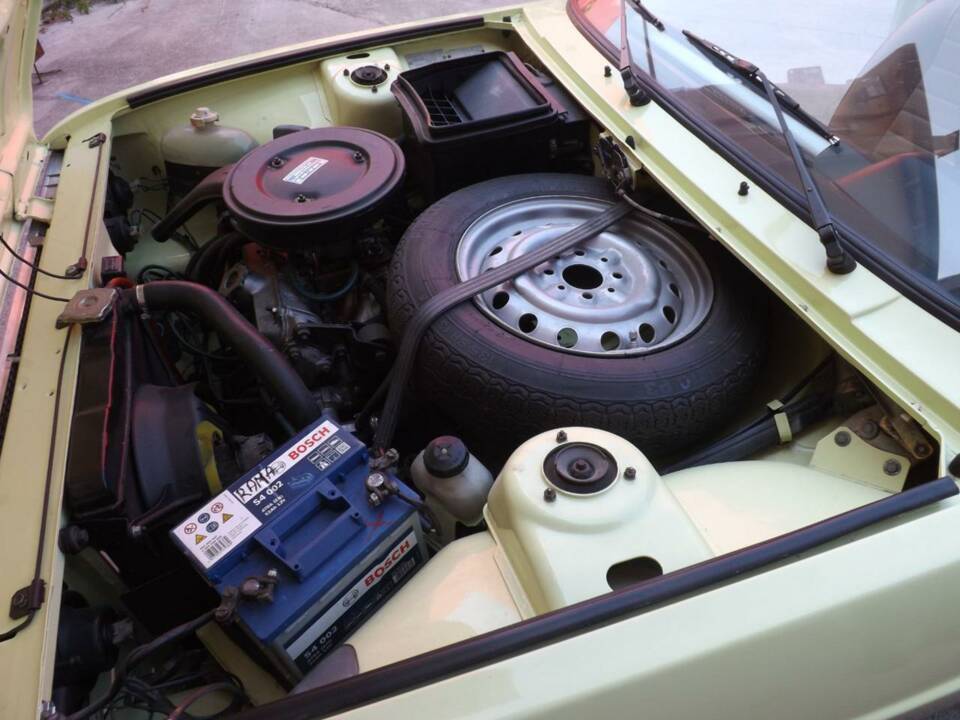 Image 35/50 of FIAT 128 Sport Coupe (1974)