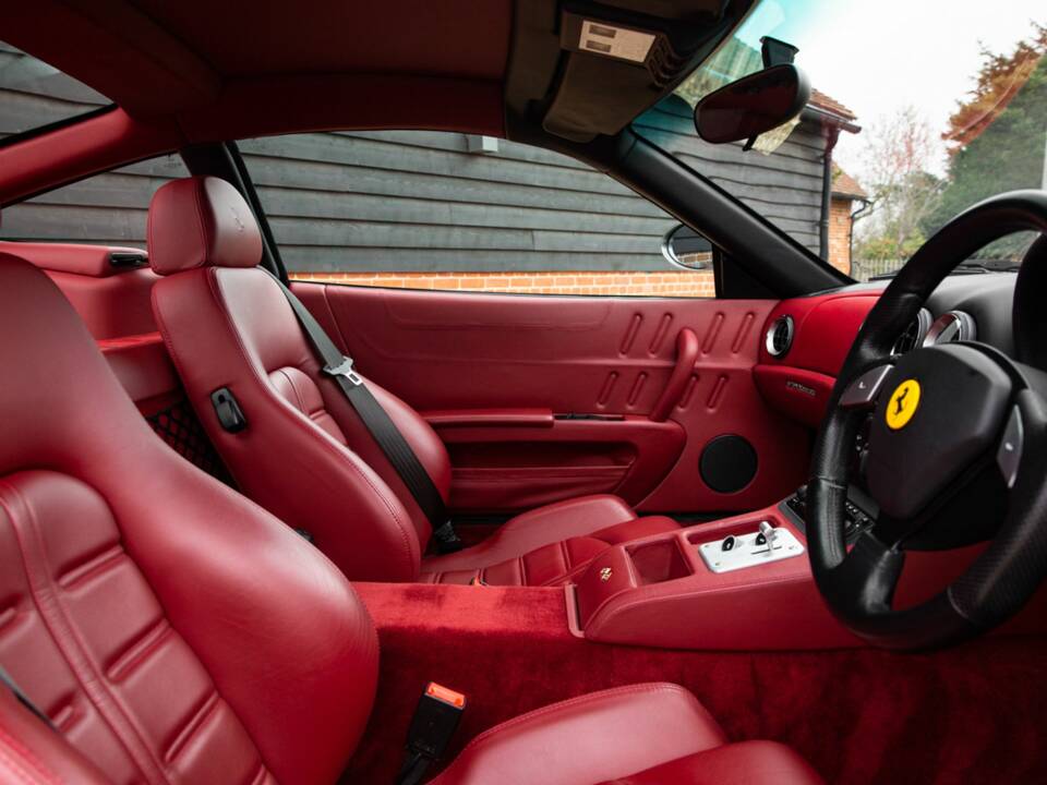 Immagine 6/50 di Ferrari 575M Maranello (2002)