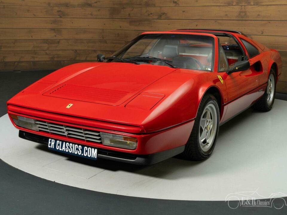 Image 6/19 de Ferrari 328 GTS (1989)