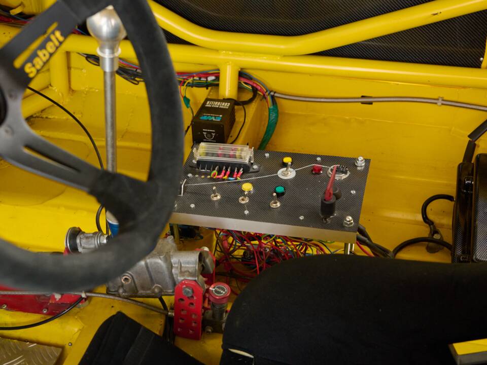 Bild 43/50 von Rover Mini 1.3i (1993)
