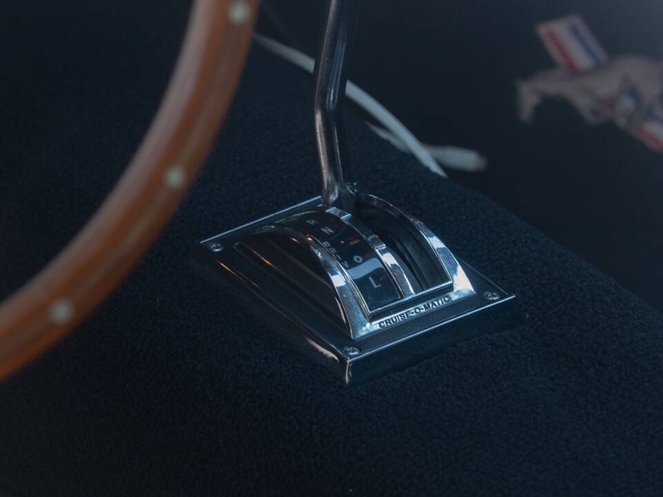 Image 35/54 of Ford Shelby GT 350 (1965)