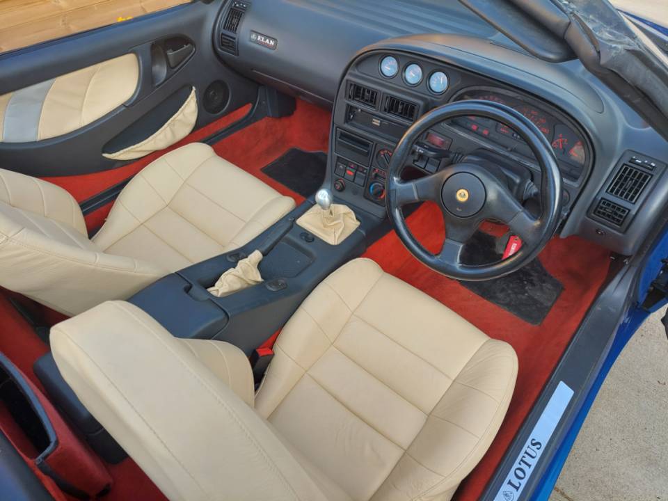 Bild 16/28 von Lotus Elan SE (1990)