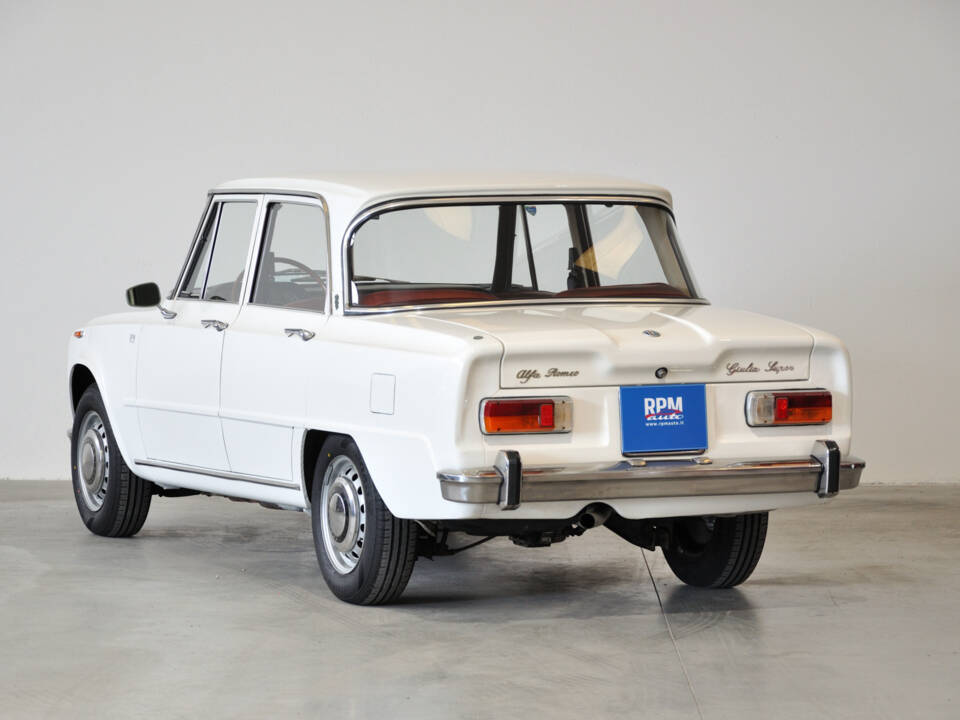 Image 27/63 of Alfa Romeo Giulia 1600 Super Biscione (1969)