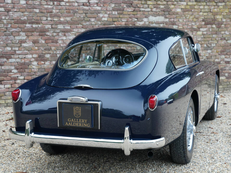 Image 47/50 de Aston Martin DB 2&#x2F;4 Mk III (1959)