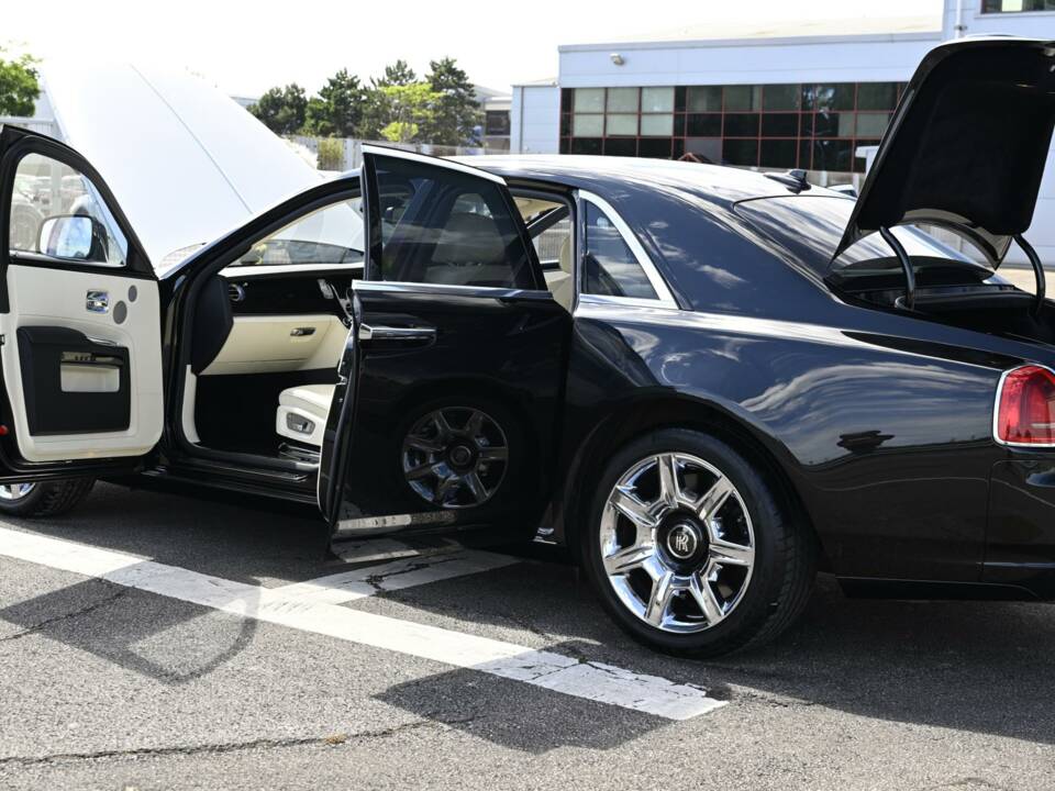 Immagine 21/50 di Rolls-Royce Ghost (2010)