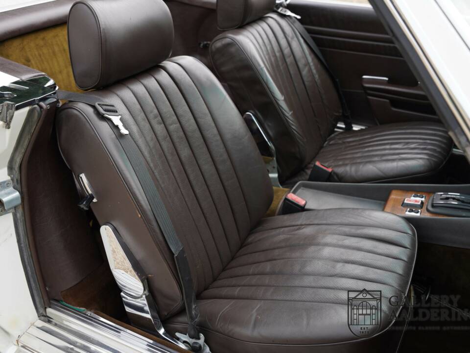 Image 20/50 of Mercedes-Benz 280 SL (1981)