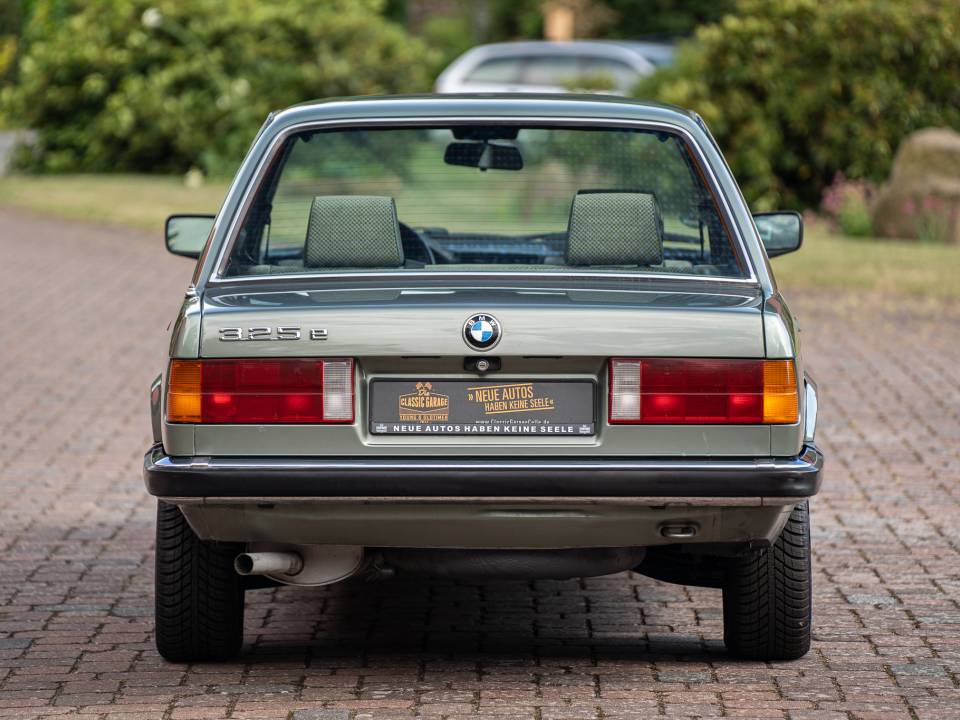 Imagen 16/50 de BMW 325e (1985)