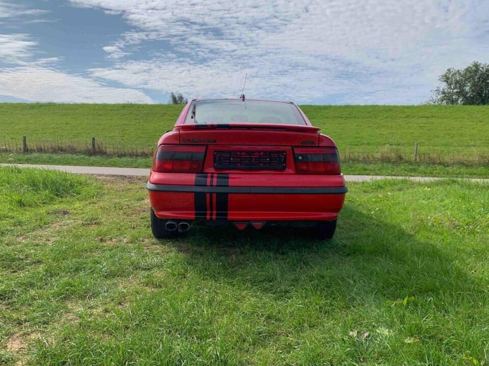 Bild 12/35 von Opel Calibra 2,0 (1991)