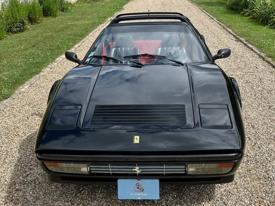 Bild 9/86 von Ferrari 328 GTS (1988)