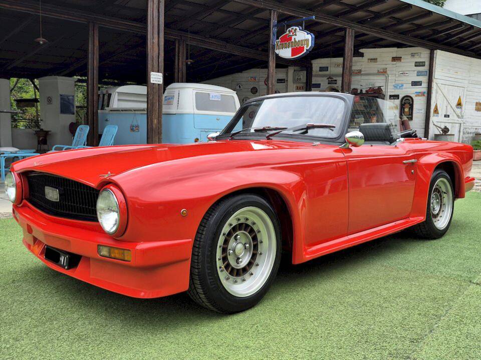 Immagine 1/81 di Triumph TR 6 (1973)
