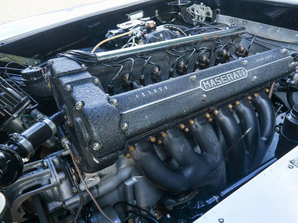 Afbeelding 46/50 van Maserati 3500 GTI Sebring (1967)