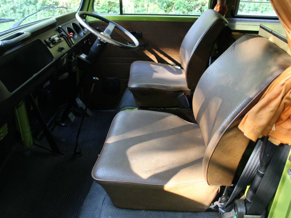 Immagine 12/17 di Volkswagen T2c Combi (1979)