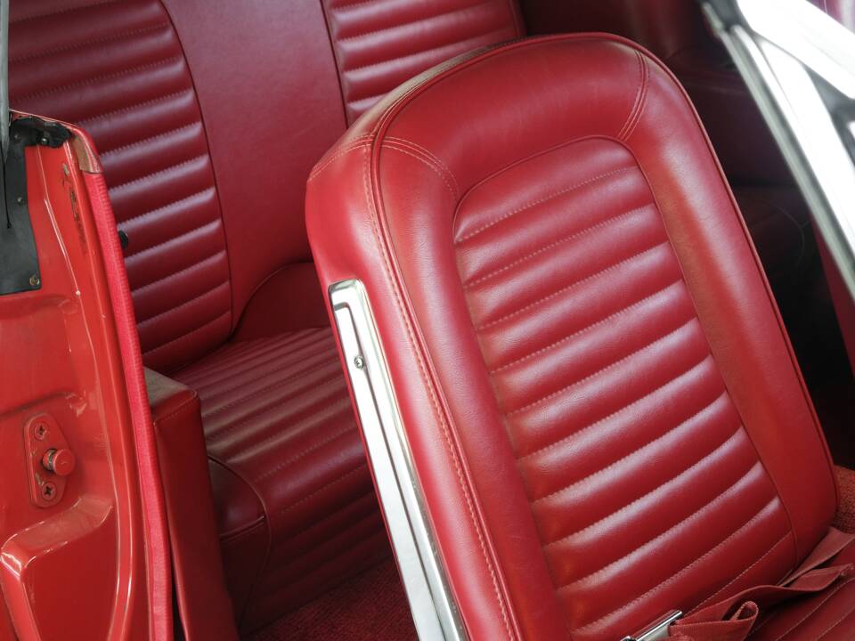 Image 30/50 of Ford Mustang 289 (1964)