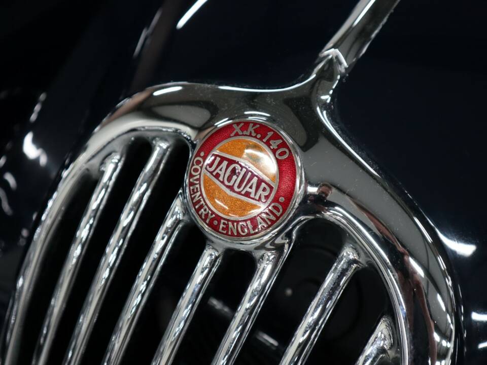 Image 33/43 of Jaguar XK 140 DHC (1957)