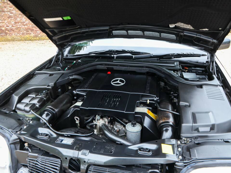 Bild 29/50 von Mercedes-Benz 400 SE (1991)