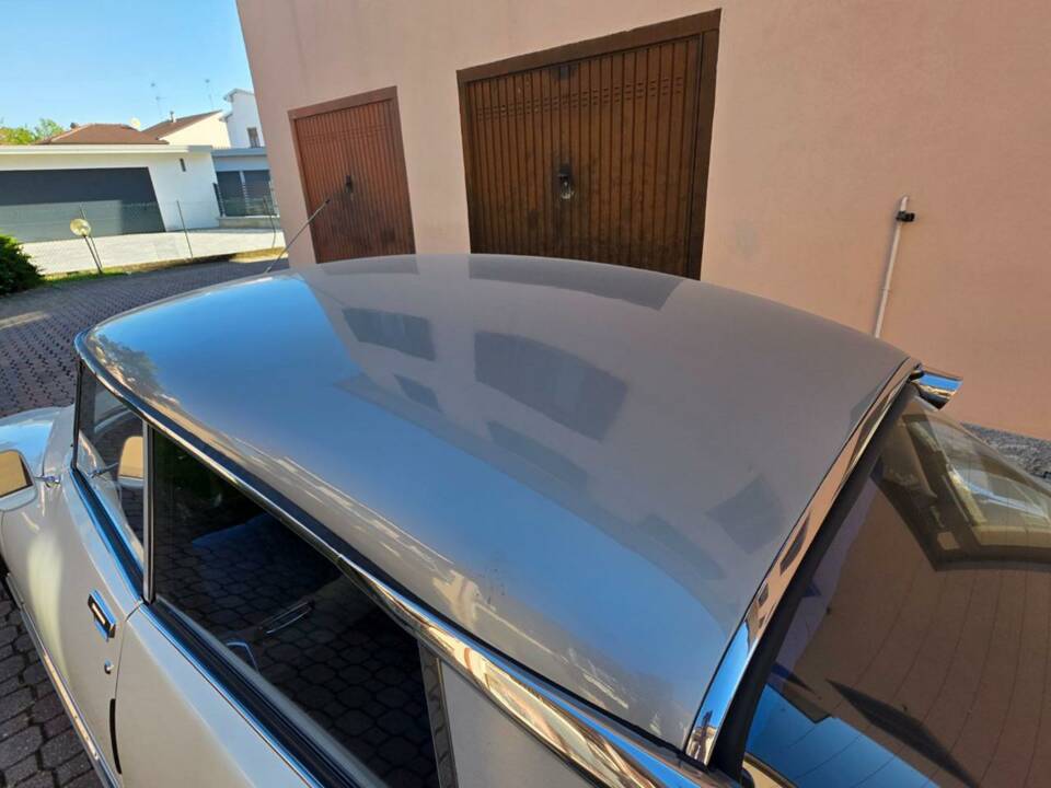 Bild 38/50 von Citroën DS 20 (1971)