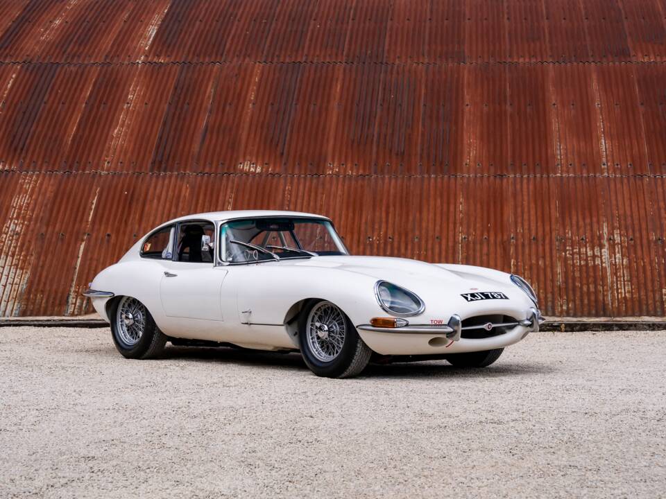 Afbeelding 3/46 van Jaguar E-Type 3.8 (1962)
