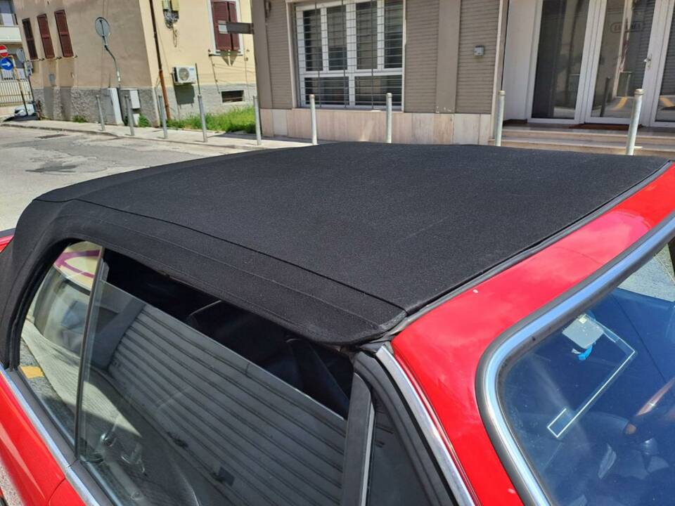 Immagine 5/50 di BMW 320i (1989)