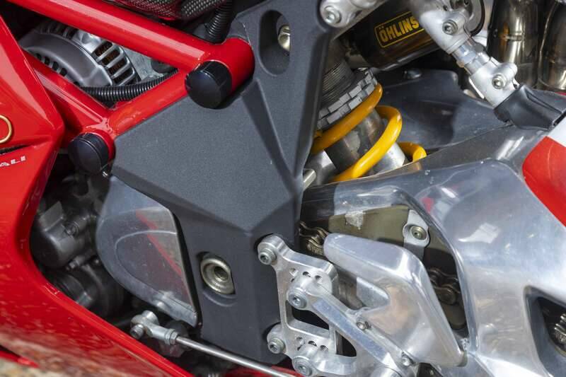 Bild 4/50 von MV Agusta DUMMY (2000)