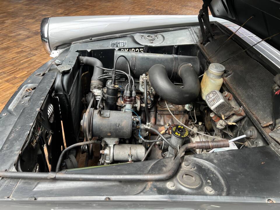 Image 31/34 de Peugeot 404 (1962)