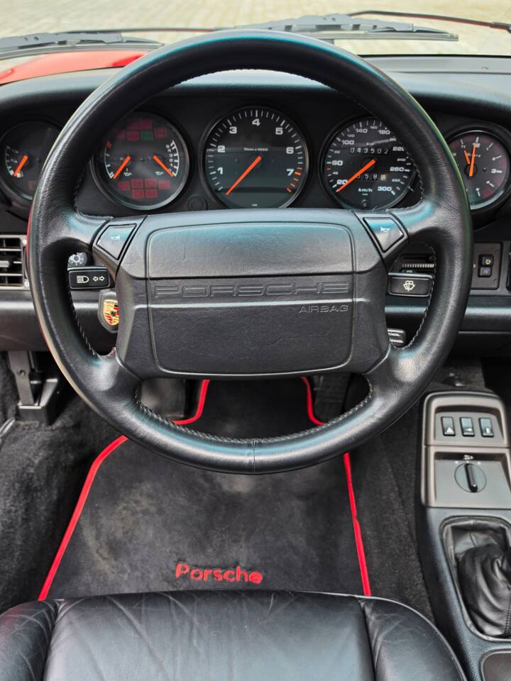 Bild 24/113 von Porsche 911 Carrera 2 (1991)